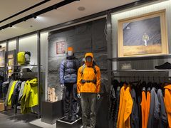 -ARC'TERYX始祖鸟(北京王府中环店)