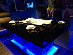 -唯爱KTV聚会餐厅(仙林东城汇店)