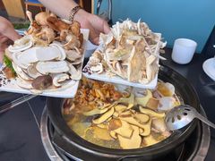 -野菌皇海景野生菌火锅(滨海大道店)