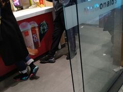 门面-麦当劳(郑州东高铁站店)