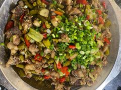 -廖哥泡椒兔(峨眉店)