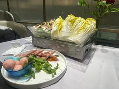 -红鼎豆捞·非遗鲍皇汤火锅(宝丰路店)
