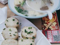 -小杨生煎(金山百联购物中心3楼店)