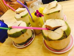 -J Daeng Seafood