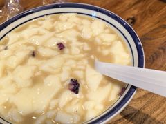 -云阿蛮云南生烫牛肉米线(奉贤路店)