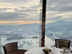 -天龙轩(香港丽思卡尔顿酒店)
