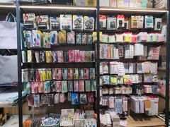 -雨丝书店(综合商业楼店)