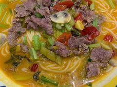 -粉小主·贵州酸汤牛肉粉(南京仙林金鹰店)