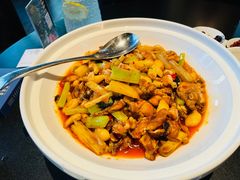 紫苏香辣牛蛙-凤凰湘语·海派湘菜(浦东旗舰店)