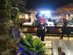 -九寸花汀海鲜烤肉自助(中东迪克店)
