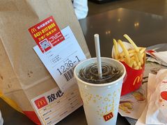 -麦当劳(卫星广场店)
