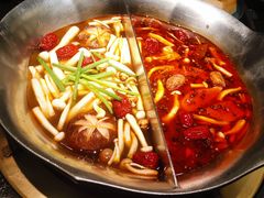 -湊湊火锅·茶憩(打浦桥日月光店)