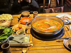 -快活林酸汤鱼鲜品火锅店(甲秀楼店)