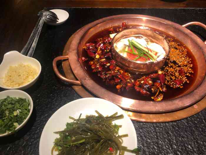 上座火锅(曲江店)-"啊……反正不会再去了 我肠胃是很好的.