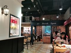 -意国小镇披萨牛排餐厅(万达广场店)