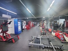 -坚果健身24小时工作室(定西路店)
