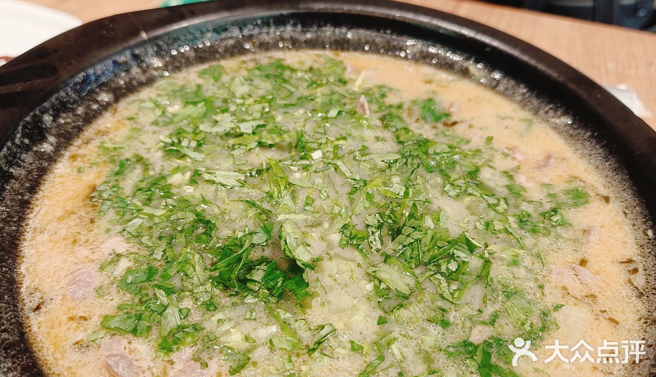 酸菜牛肉锅