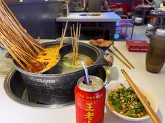 -钢管厂五区小郡肝串串香(蜀都万达店)