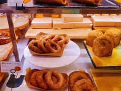 -巴黎贝甜(华堂新辰汇店)
