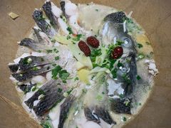 -鱼䲆鱻云南草帽蒸汽石锅鱼(云尚国际店)