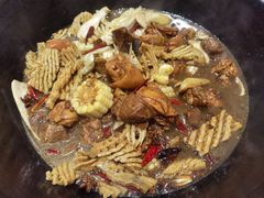 -九味一品铁锅炖·地锅鸡(和信广场店)