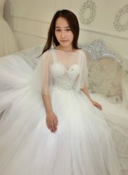 -艾米丽婚纱礼服