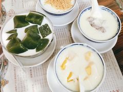 -周大娘牛乳(旧寨古村总店)