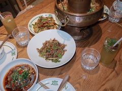 -一坐一忘云南菜(嘉里中心店)