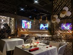 -Bo Lounge & BOA Club