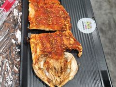 烤明太鱼-啊美丽炭火烤肉(滑翔一店)