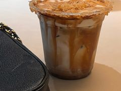 -luutosa  cafe & tea 鹿兔山