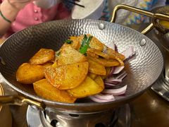 -隔壁老王·家常云南菜(花巷店)