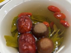 -三江源美食城
