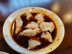 酸辣水饺-春阳水饺(香槟广场店)