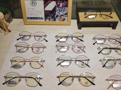 -Trend1881视光·蔡司视觉(领展广场店)