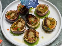 百香果蒸中鲍鱼-79号渔船海鲜饭店(宝安店)