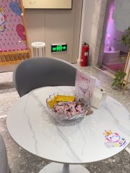 -咪咪专业脱毛连锁机构