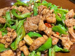 辣子小炒肉-三姐妹餐厅(曲江店)