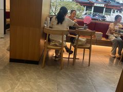 -蜜桃餐厅·伴山(绿宝广场店)