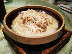 -洞庭土菜小炒馆(易发广场店)