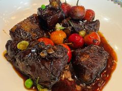 招牌红烧牛小排-江南雅厨(李公堤店)