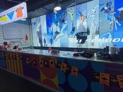 -乔波室内滑雪场