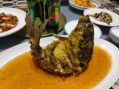 糖醋鲤鱼-闫府私房菜·百年鲁菜(恒隆店)