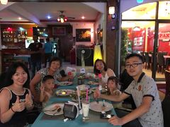 -Pakwan Restaurant & Bar
