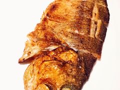 头抽生煎清水鲈鱼半条-炳胜品味(海印总店)