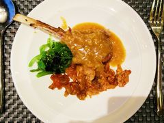 -荣誉国际酒店-云顶旋转餐厅