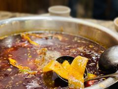-肖肖酸萝卜鱼火锅(总店)