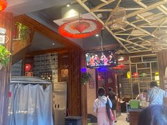 -湘西小馆(滨河路店)