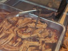 -王浩儿纪六孃甜皮鸭(乐山总店)