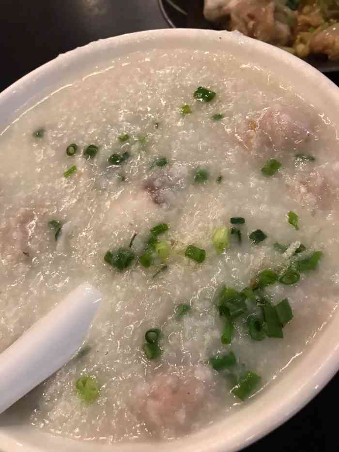 道滘鱼粥-"点餐,这支小铅笔很迷你,这家粥的鱼片是真.